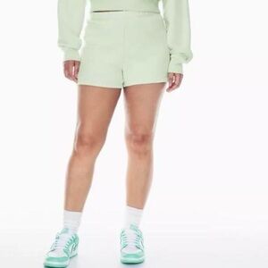TNA Cozy Shorts Fleece Boyfriend Size Medium Pockets Pull‎ On Aritzia